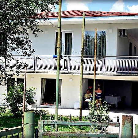 Guest House Qedi Jvari 外观 照片